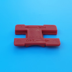 Assembly gauge for attaching the string